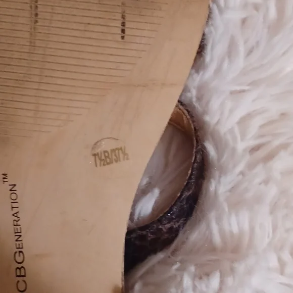 🌻🌻🌻SUPER CUTE SANDALS - Picture 6 of 7